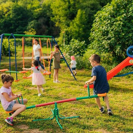 Camp Podkraj Hotel Virpazar Kültér fotó